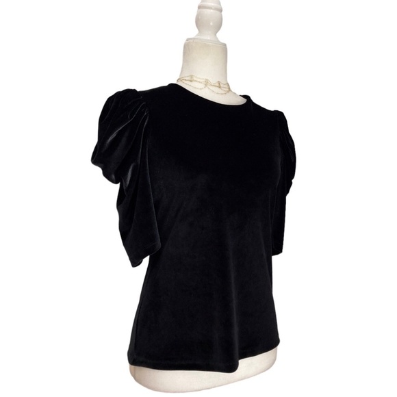 Petersyn Black Velvet Puff Sleeve Crew Neck Top - Picture 3 of 9